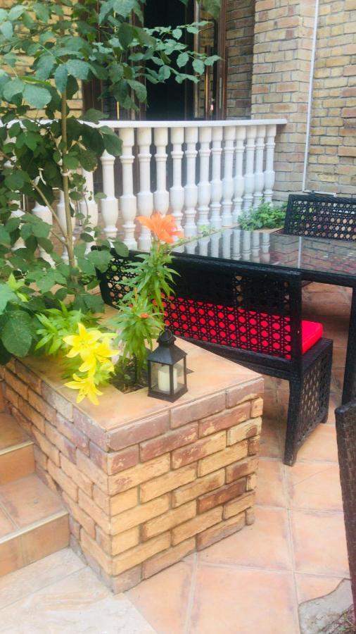 Lucky Fox Atyrau Exterior photo